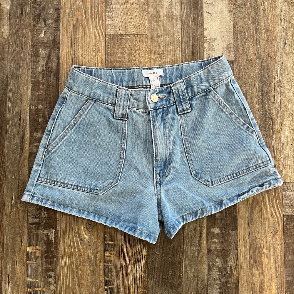 Denim jean shorts!☀️
